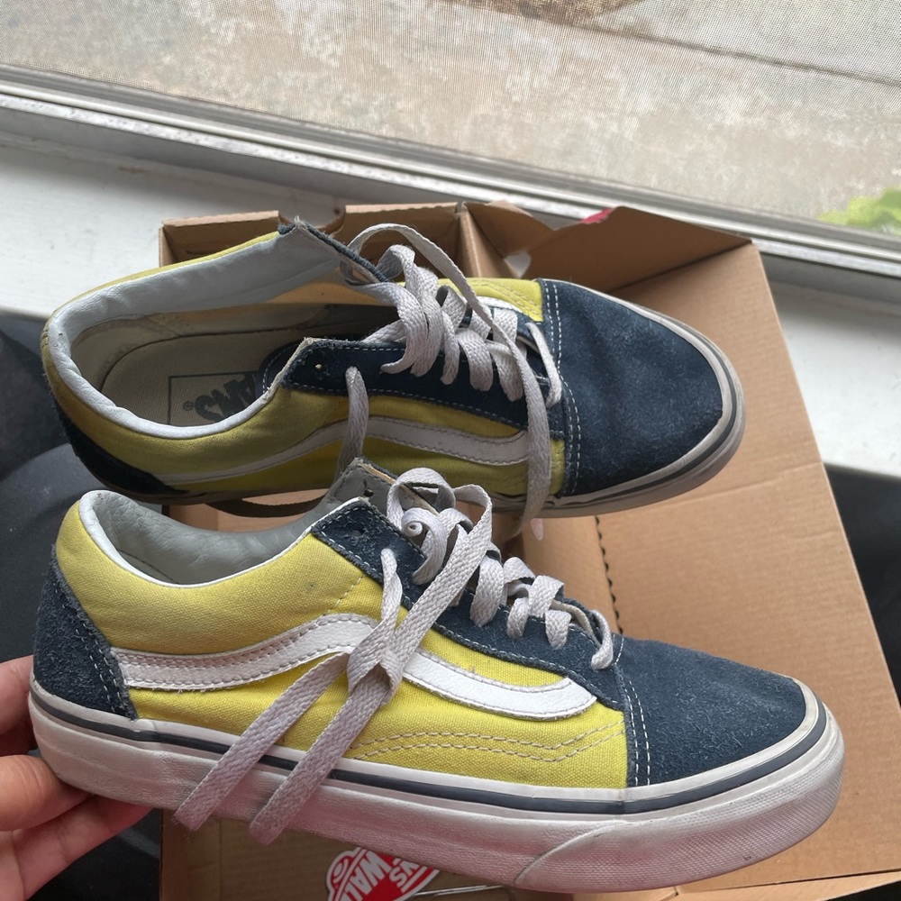 Vans gently used